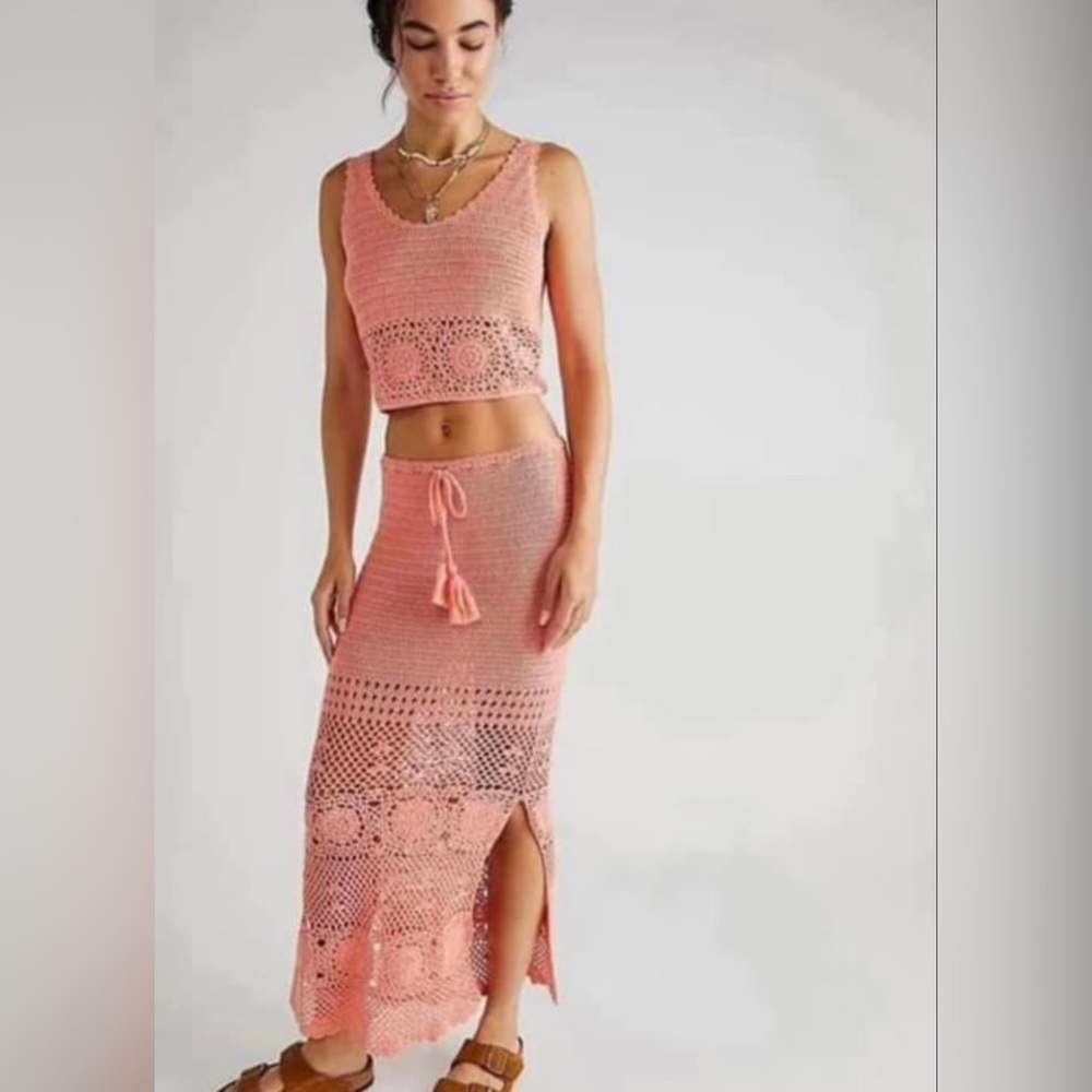 Spell Coral Crochet Set